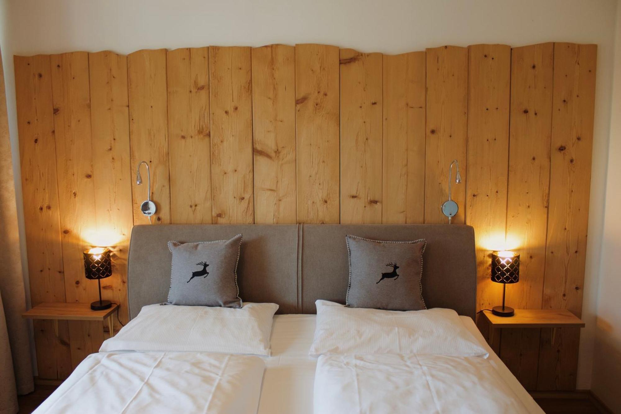 Hotel Garni - Chiemsee-Pension-Seebruck Seeon-Seebruck Εξωτερικό φωτογραφία