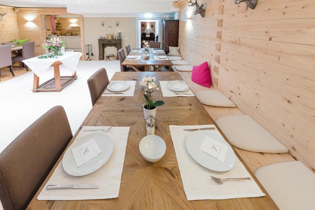 Hotel Garni - Chiemsee-Pension-Seebruck Seeon-Seebruck Εξωτερικό φωτογραφία