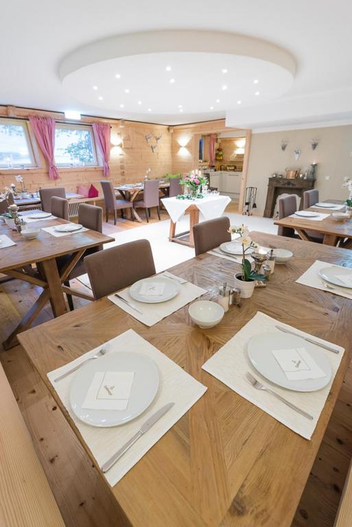 Hotel Garni - Chiemsee-Pension-Seebruck Seeon-Seebruck Εξωτερικό φωτογραφία